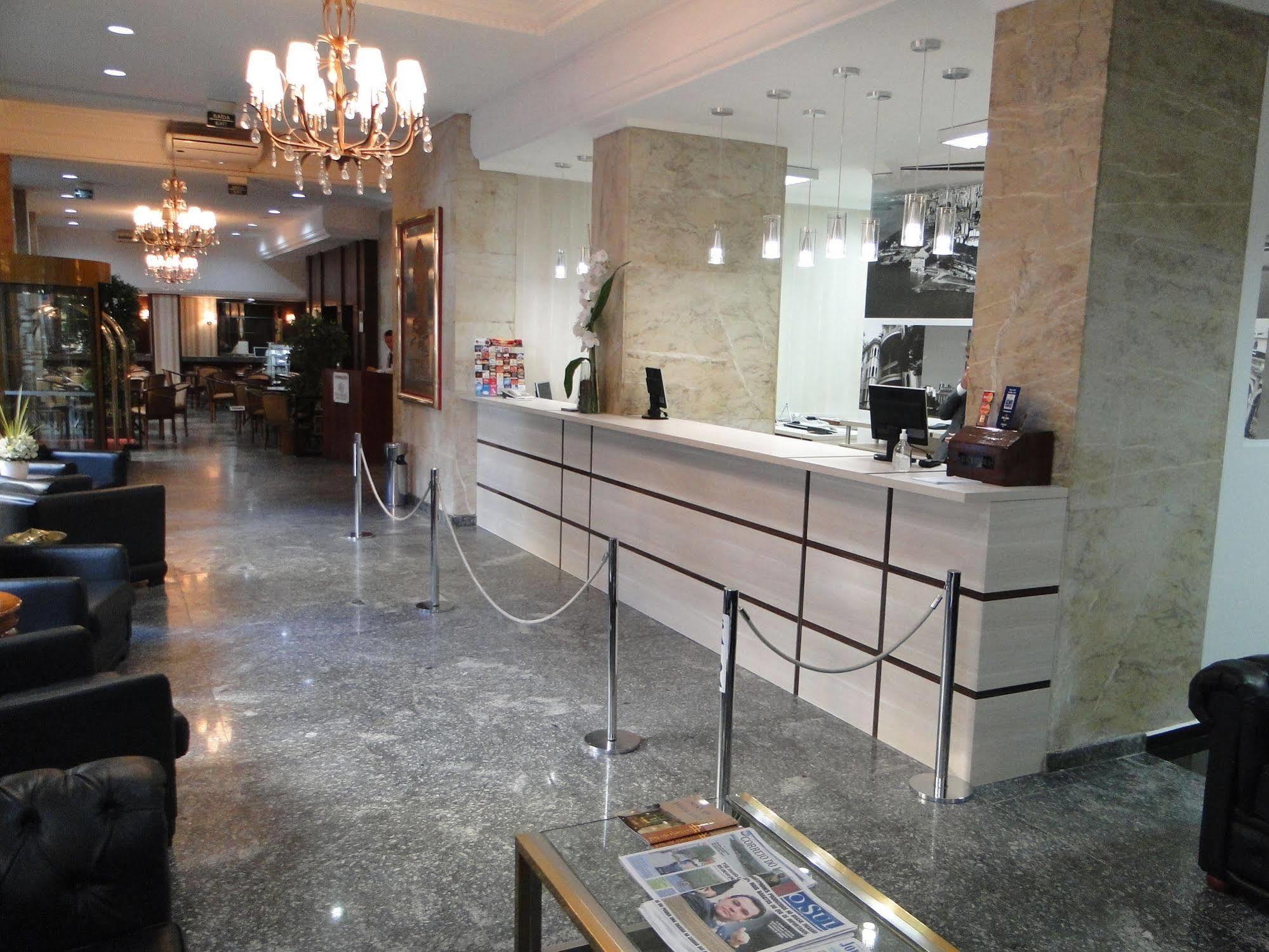 City Hotel بورتو أليغري المظهر الخارجي الصورة